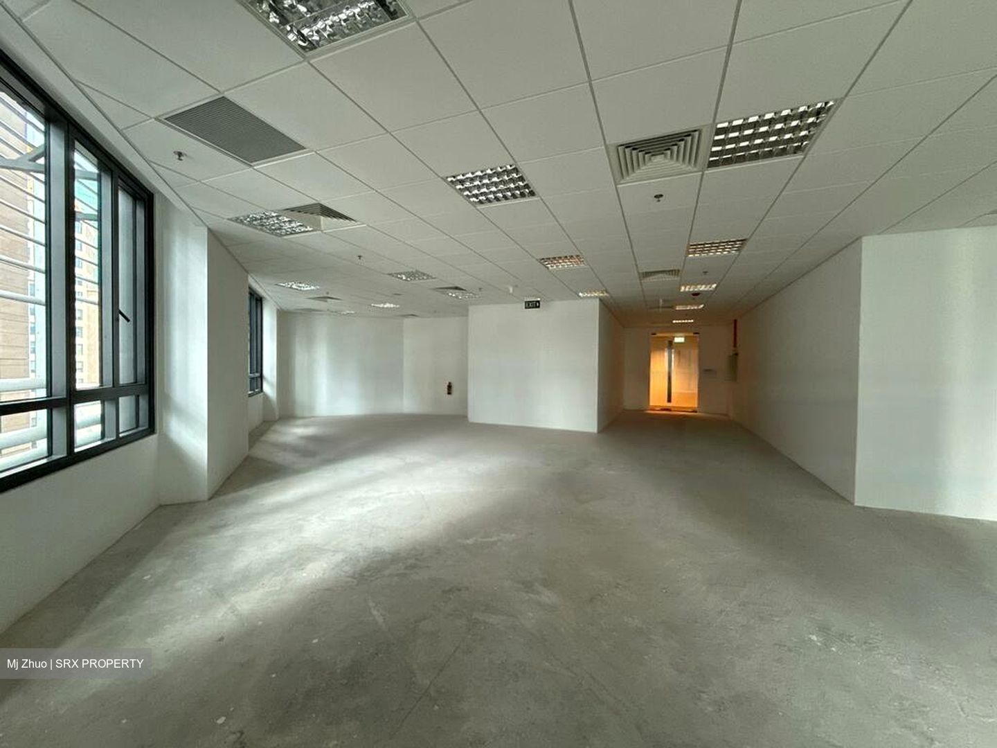 Tung Centre (D1), Office #453528621
